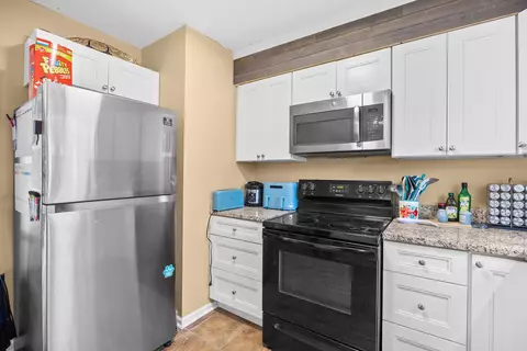 Kitchen - 604 Rusty Rd, Conway, SC 29526 photo 2 of 4