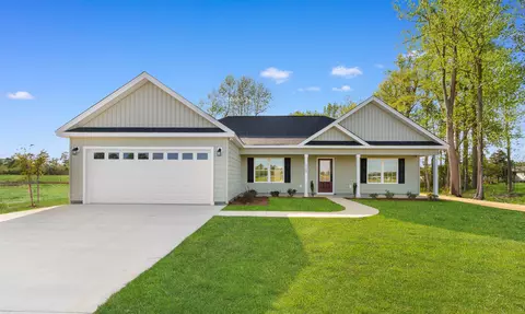 3160 Chapel Rd, Loris, SC 29569