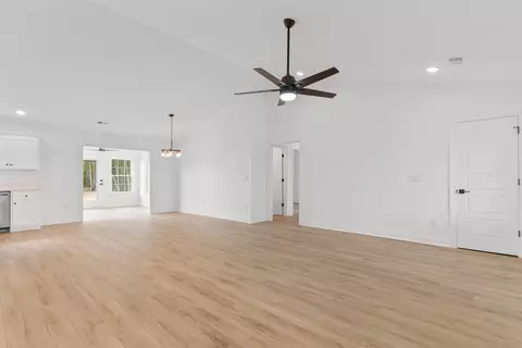 Living - 3160 Chapel Rd, Loris, SC 29569 photo 3 of 4