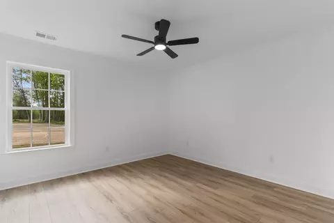 Bedroom - 3160 Chapel Rd, Loris, SC 29569 photo 3 of 4