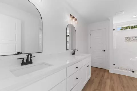 Bath - 3160 Chapel Rd, Loris, SC 29569 photo 1 of 3