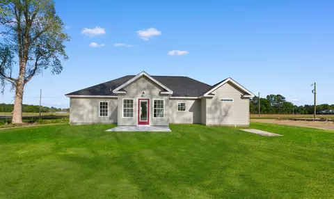 Exterior - 3160 Chapel Rd, Loris, SC 29569 photo 7 of 8