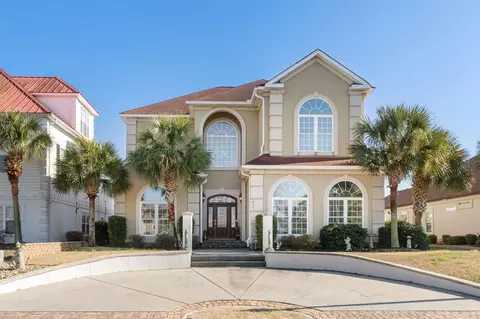 837 Bluffview Dr, Myrtle Beach, SC 29579