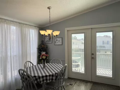 211 Dixon Dr, Surfside Beach, SC 29575 photo 4