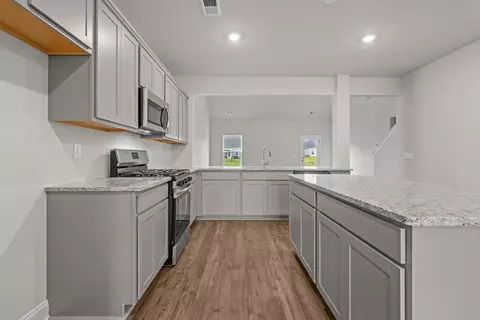Kitchen - 2911 Spain Ln, Conway, SC 29527 photo 4 of 6