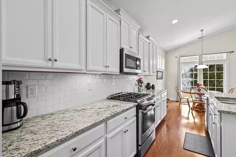 Kitchen - 143 E Covington Dr, Myrtle Beach, SC 29579 photo 5 of 6