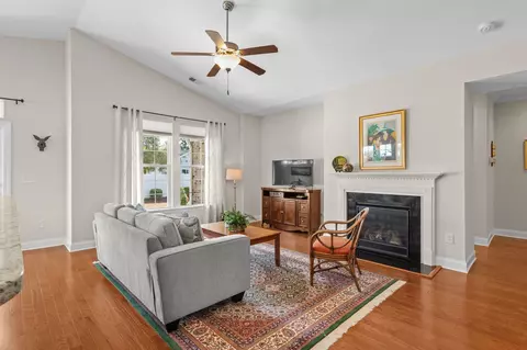 Living - 143 E Covington Dr, Myrtle Beach, SC 29579 photo 1 of 2