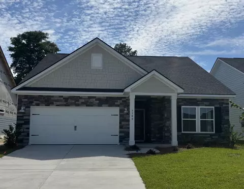 1300 Beach Way Ln, North Myrtle Beach, SC 29582