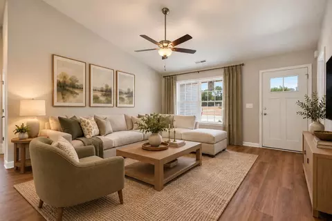 Living - 14 Bennington Ct, Georgetown, SC 29440 photo 1 of 1