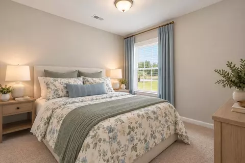 Bedroom - 14 Bennington Ct, Georgetown, SC 29440 photo 4 of 4