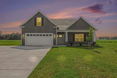 7138 Louisville Rd, Aynor, SC 29511