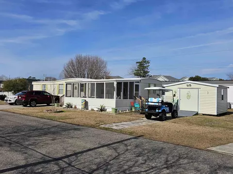 701 Parkway Dr, North Myrtle Beach, SC 29582