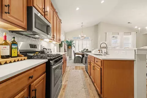 Kitchen - 1560 Legacy Loop, Myrtle Beach, SC 29577 photo 7 of 10