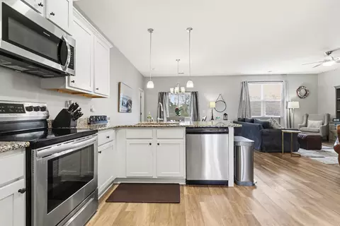 Kitchen - 2771 Eclipse Dr, Myrtle Beach, SC 29577 photo 4 of 4