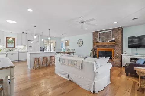 716 5th Ave N, Surfside Beach, SC 29575 photo 4