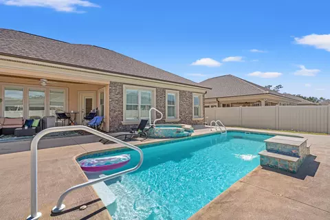 Exterior - 328 Las Olas Dr, Myrtle Beach, SC 29577 photo 2 of 14