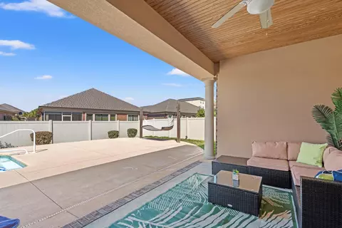 Exterior - 328 Las Olas Dr, Myrtle Beach, SC 29577 photo 6 of 14
