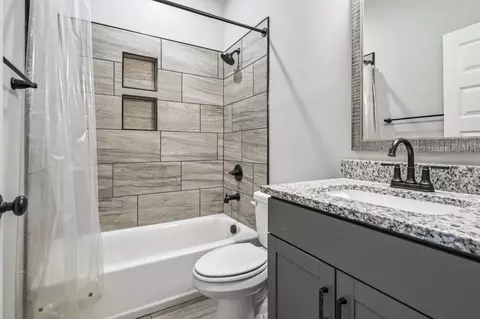 Bath - 140 Azure Loop, Myrtle Beach, SC 29588 photo 3 of 4