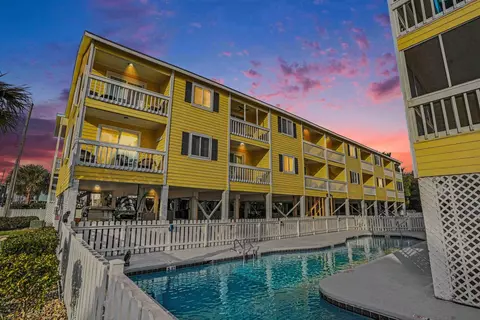 1425 N Waccamaw Dr #230, Murrells Inlet, SC 29576