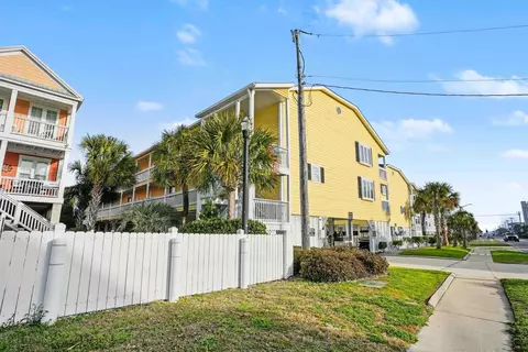 1425 N Waccamaw Dr #230, Murrells Inlet, SC 29576