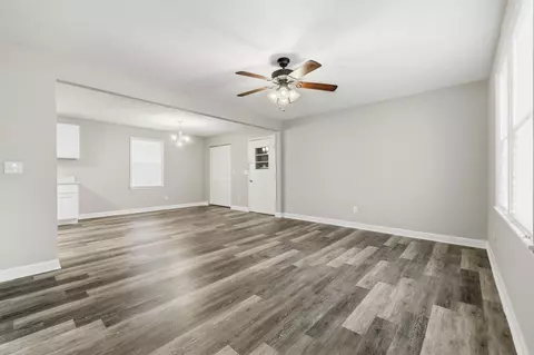 Living - 902 Forest Loop Rd, Conway, SC 29527 photo 1 of 5