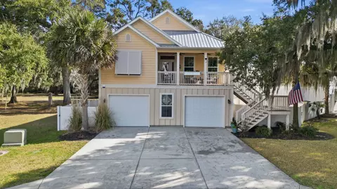 15 Flaggpoint Ln, Murrells Inlet, SC 29576