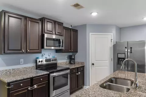 Kitchen - 3200 Holly Loop, Conway, SC 29527 photo 5 of 5