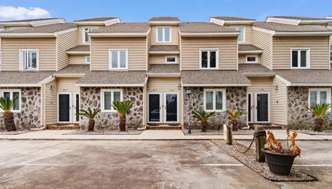 2010 Sand Dunes Dr #204, Myrtle Beach, SC 29577