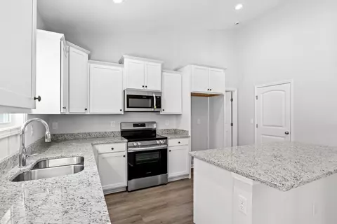 Kitchen - 34 Double Pond Dr, Georgetown, SC 29440 photo 3 of 3
