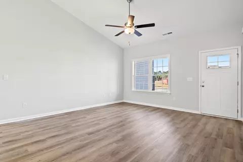 Living - 34 Double Pond Dr, Georgetown, SC 29440 photo 2 of 3