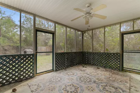 Exterior - 402 Wilkinson St, Georgetown, SC 29440 photo 3 of 14