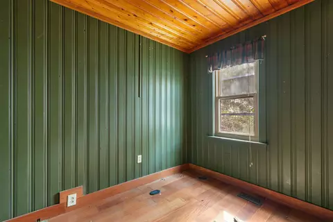 Bedroom - 402 Wilkinson St, Georgetown, SC 29440 photo 5 of 6