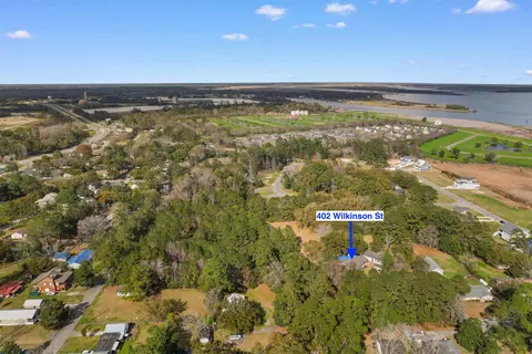 View/Area - 402 Wilkinson St, Georgetown, SC 29440 photo 6 of 9
