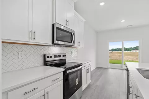Kitchen - 126 Jasmine Dr, Longs, SC 29568 photo 5 of 6