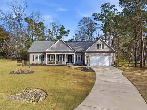 76 Governor Boone Ln, Georgetown, SC 29440