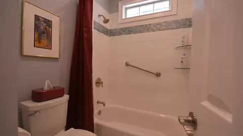 Bath - 403 Lumber River Rd, Myrtle Beach, SC 29588 photo 2 of 5