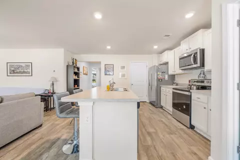 Kitchen - 142 Pine Forest Dr, Conway, SC 29526 photo 2 of 2
