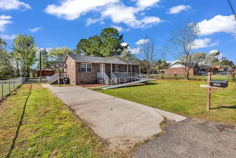 409 Reaves St, Marion, SC 29571
