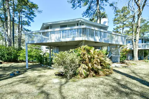 742 Tall Oaks Ct, Myrtle Beach, SC 29588