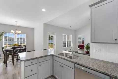 Kitchen - 255 Lakota Loop, Longs, SC 29568 photo 3 of 4