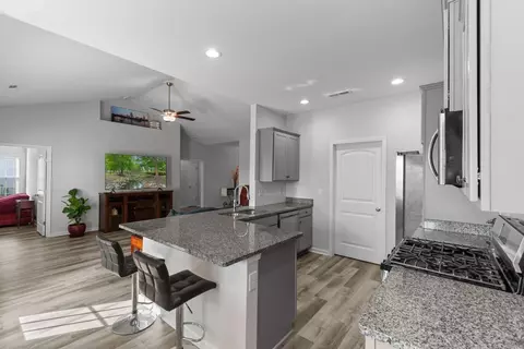 Kitchen - 255 Lakota Loop, Longs, SC 29568 photo 1 of 4