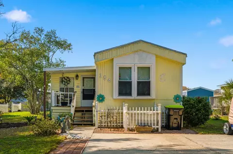 154 Crooked Island Cir, Murrells Inlet, SC 29576