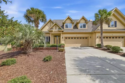42 Courtyard Cir #26, Pawleys Island, SC 29585