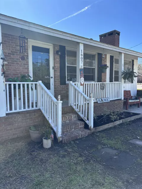 1607 Mcdermott St, Conway, SC 29526