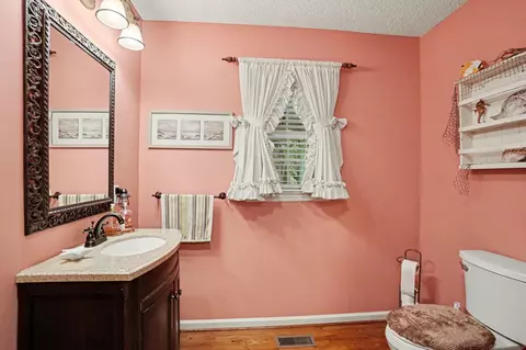 Bath - 753 Robin Dr, Georgetown, SC 29440 photo 1 of 5