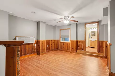 Living - 753 Robin Dr, Georgetown, SC 29440 photo 2 of 3
