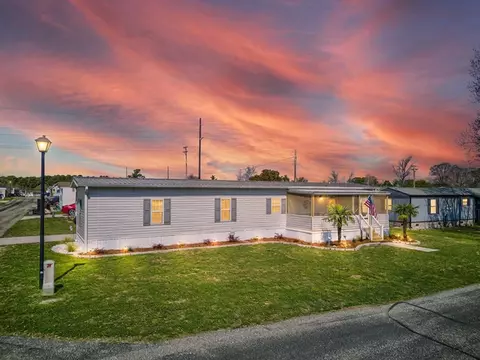 803 Parkway Dr, North Myrtle Beach, SC 29582