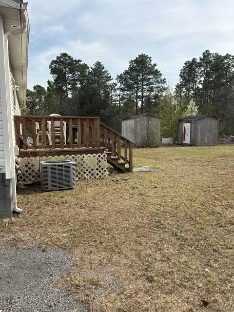 2070 Martin St, Loris, SC 29569 photo 4