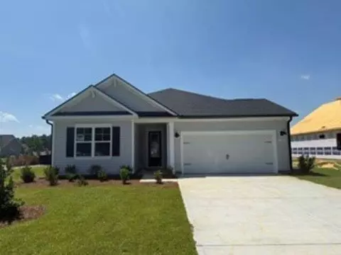 224 Squirrel Run Dr, Conway, SC 29526