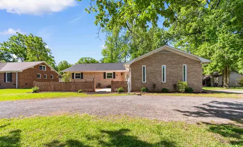 505 Country Club Dr, Conway, SC 29526